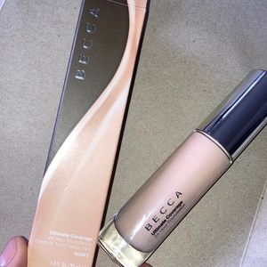 Becca Ultimate Coverage: Ivory